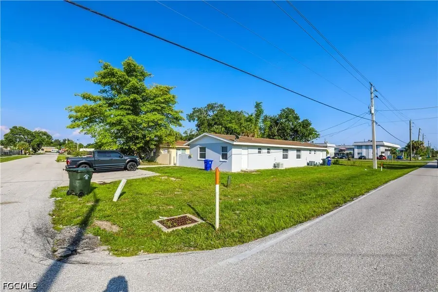 2406 Linhart Avenue, Fort Myers, FL 33901 - #2