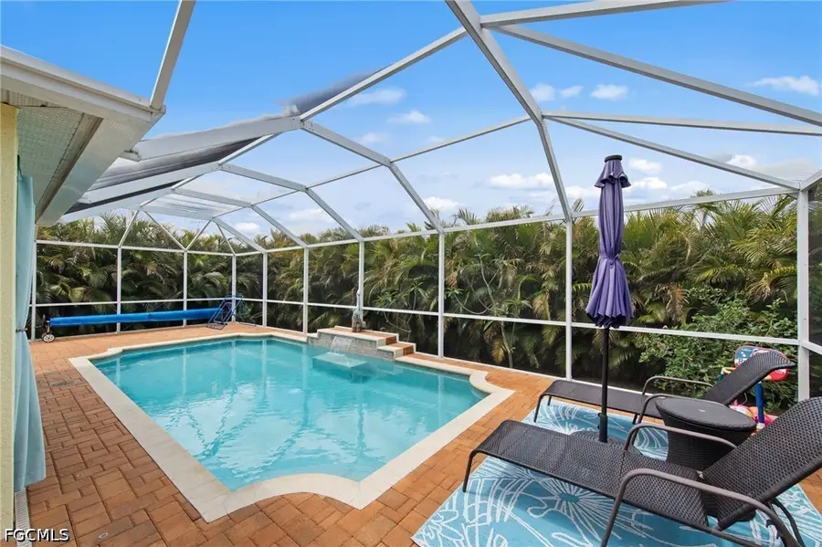 512 NW 24th Place, Cape Coral, FL 33993 - #2