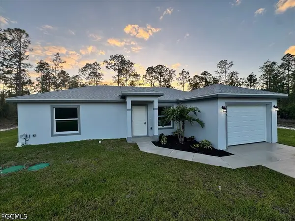 2305 Grant Avenue, Alva, FL 33920