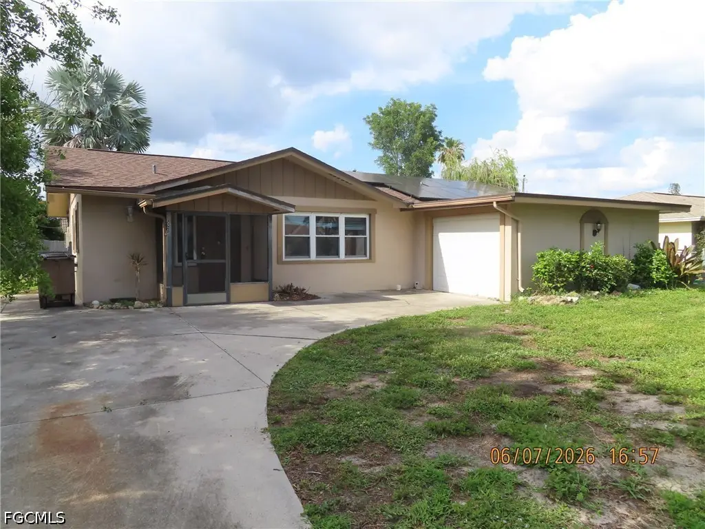 521 SE 35th Street, Cape Coral, FL 33904 - #1