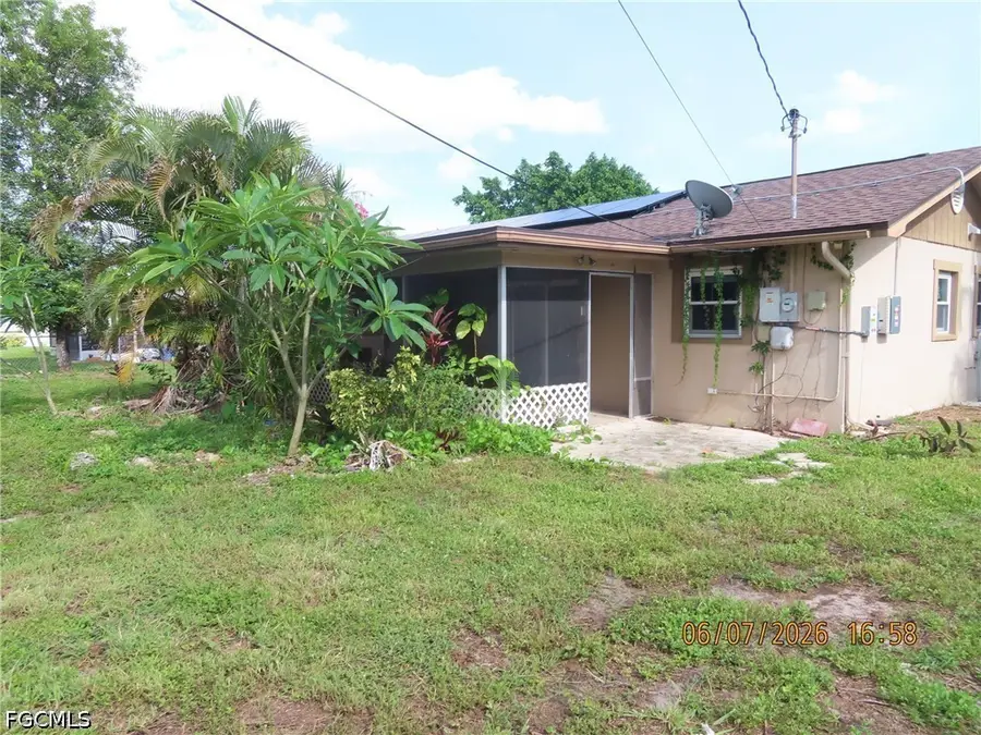 521 SE 35th Street, Cape Coral, FL 33904 - #2