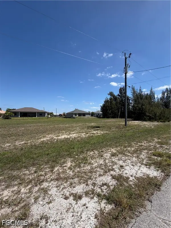 4227 NW 25th Terrace, Cape Coral, FL 33993