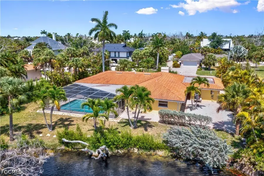 9421 Moonlight Drive, Sanibel, FL 33957 - #2
