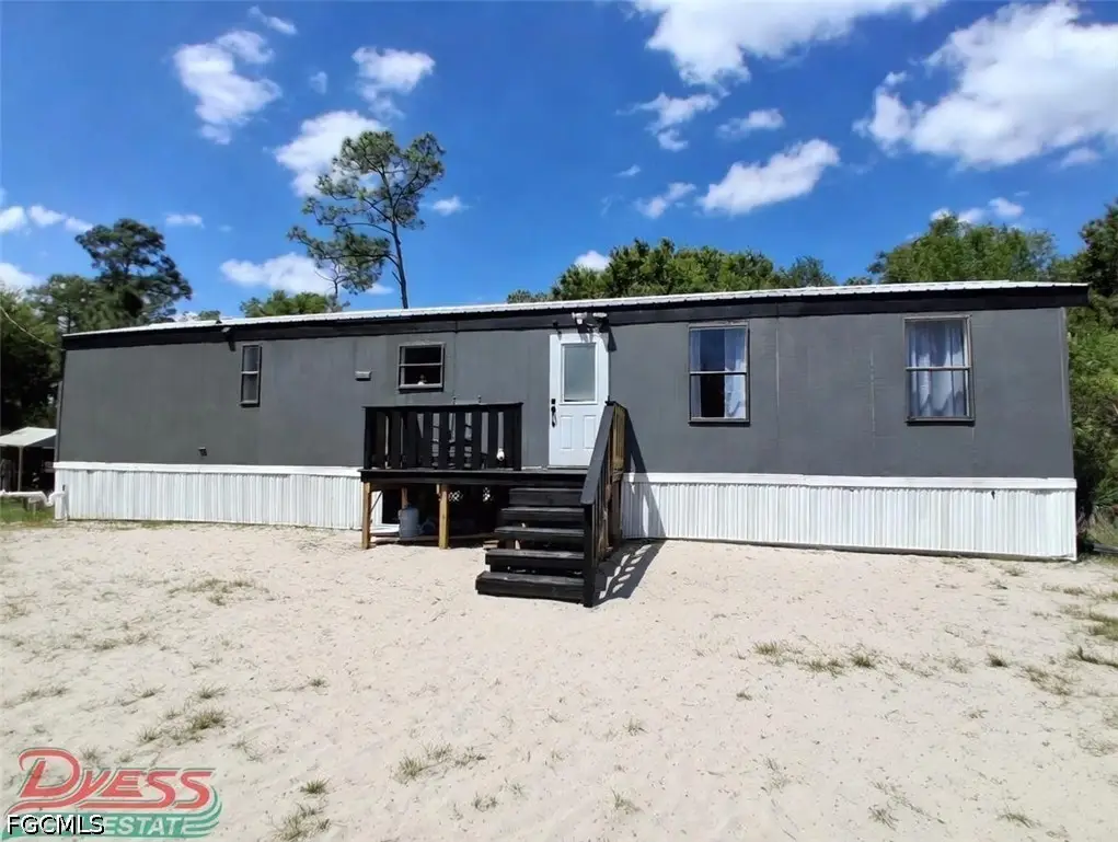 5320 Pioneer 8th Street, Clewiston, FL 33440 - #1