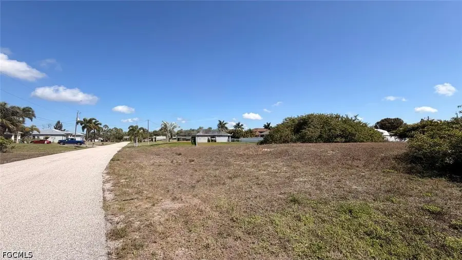 2309 NW 34th Avenue, Cape Coral, FL 33993 - #2