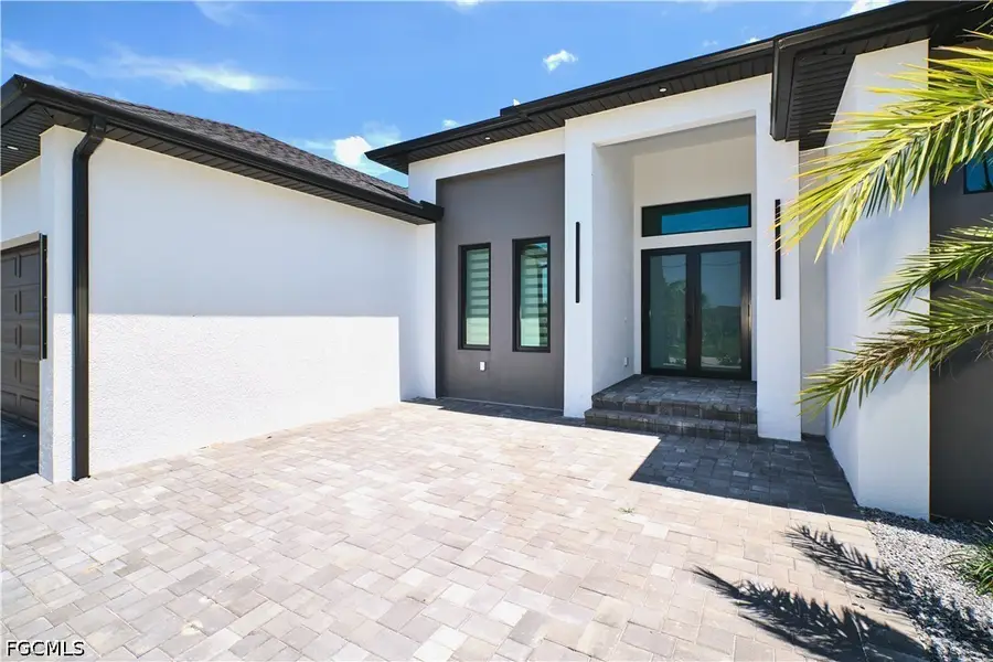 2717 SW 22nd Avenue, Cape Coral, FL 33914 - #3