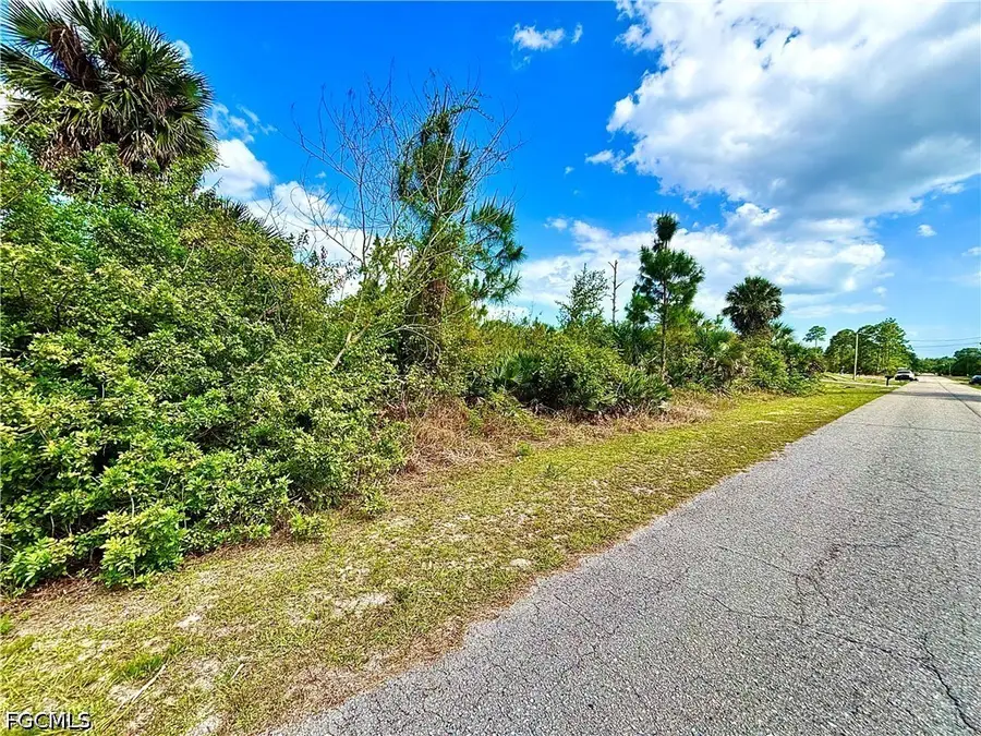 518 Clayton Avenue, Lehigh Acres, FL 33972 - #2
