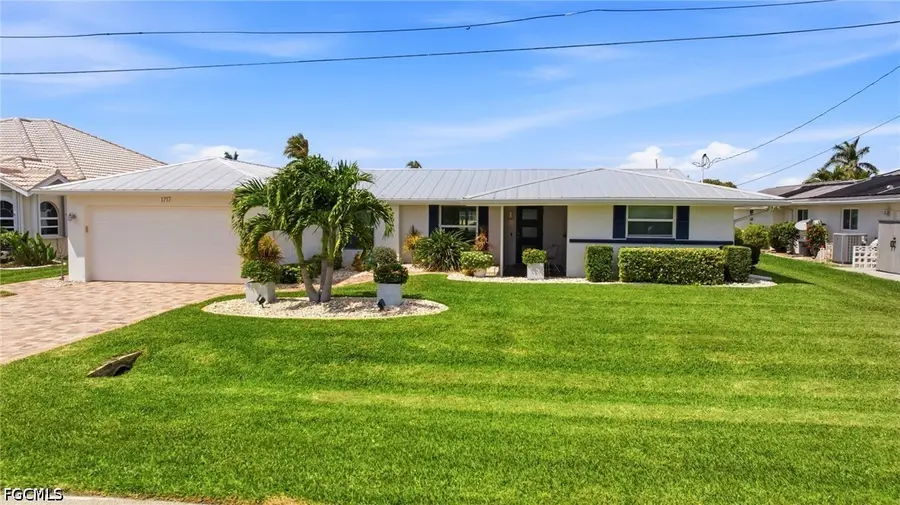 1717 SE 41st Street, Cape Coral, FL 33904 - #2