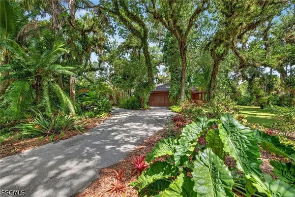 Address Withheld By Seller, Fort Myers, FL 33905
