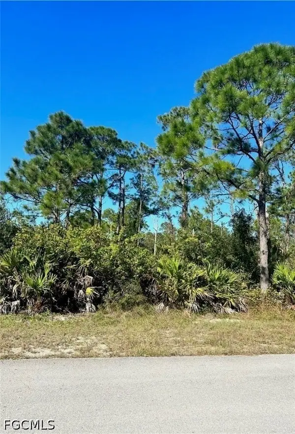 1718 Lake Avenue, Lehigh Acres, FL 33972