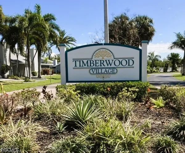 6024 Timberwood Circle #220, Fort Myers, FL 33908