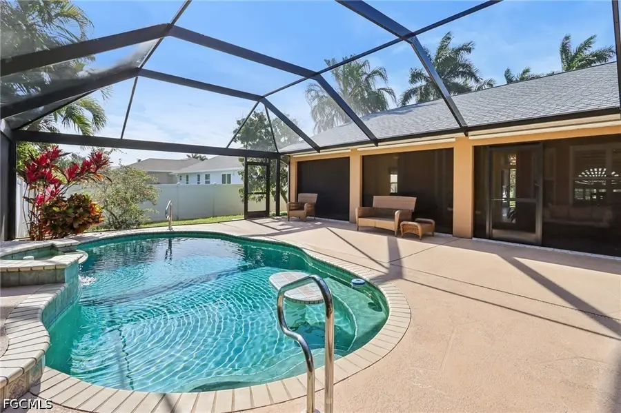 2701 SW 37th Terrace, Cape Coral, FL 33914 - #2