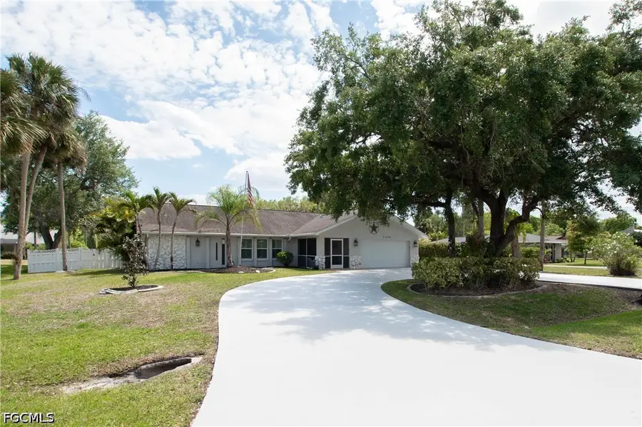7332 Sean Lane, North Fort Myers, FL 33917 - #2