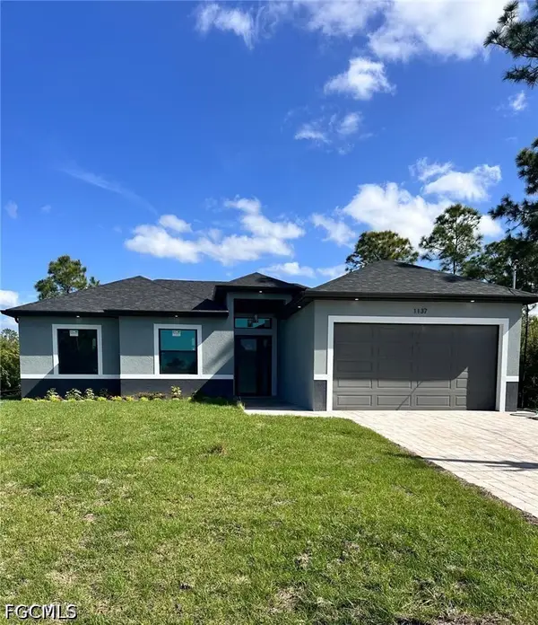 1137 Augusta Street E, Lehigh Acres, FL 33974