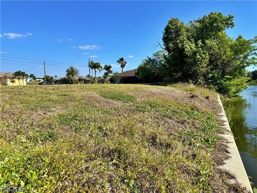16 SE 8th Place, Cape Coral, FL 33990 - #1