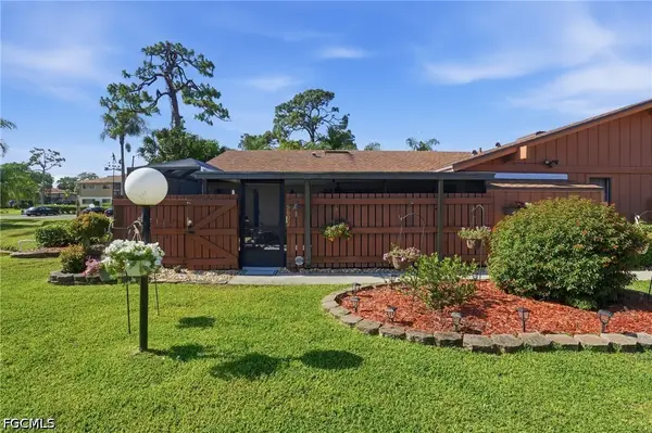 5692 Foxlake Drive, North Fort Myers, FL 33917