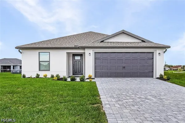 811 Rue Labeau Circle, Fort Myers, FL 33913