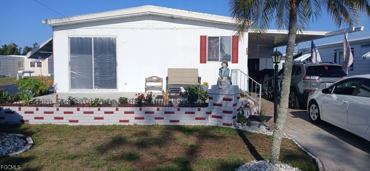 733 Leisure Lane, North Fort Myers, FL 33917 - #1