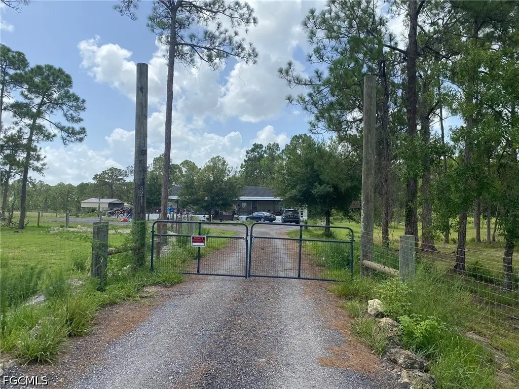 2511 Christopher Lane, Clewiston, FL 33440 - #1