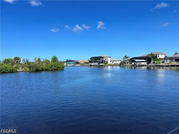 1524 NW 42nd Avenue, Cape Coral, FL 33993