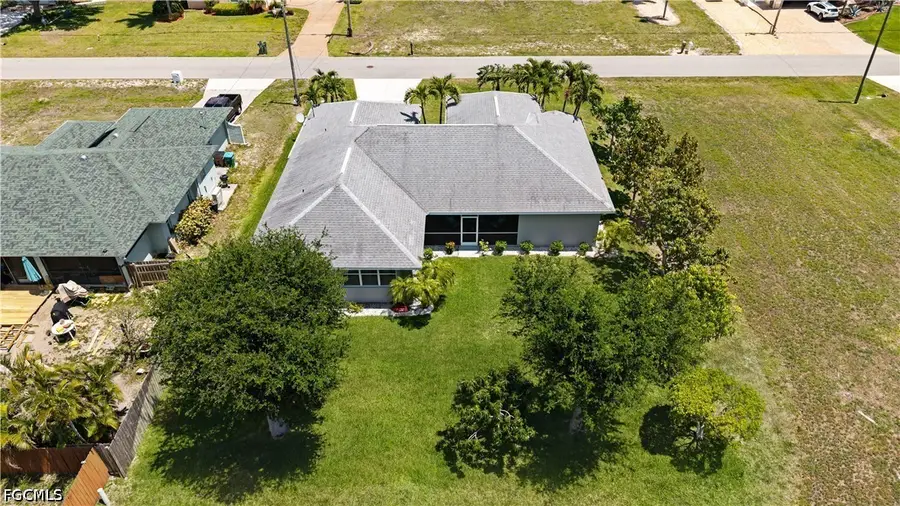 126 SW 39th Place, Cape Coral, FL 33991 - #3