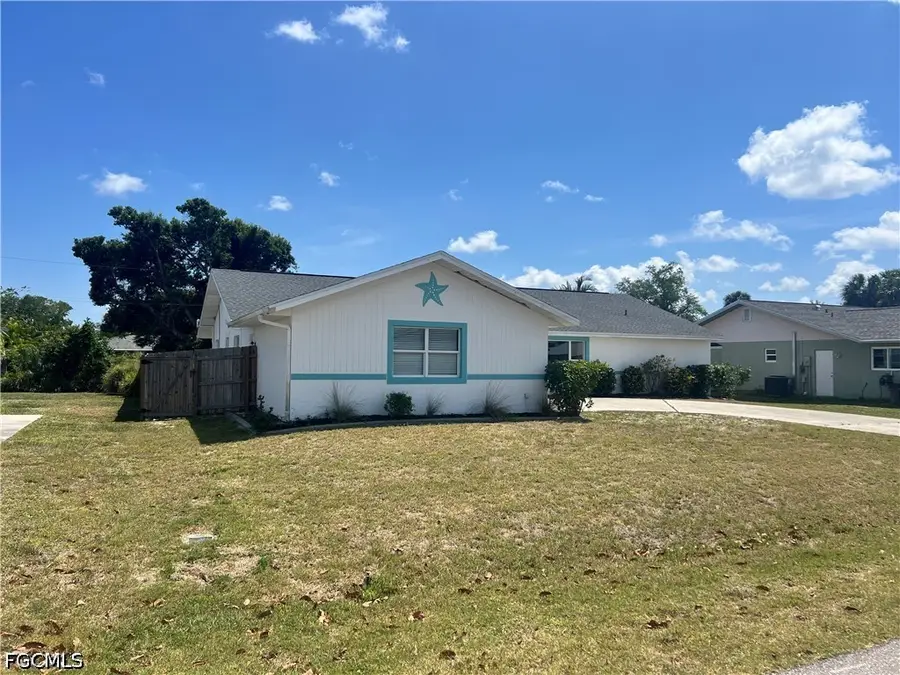 22127 Lancaster Avenue, Port Charlotte, FL 33952 - #2