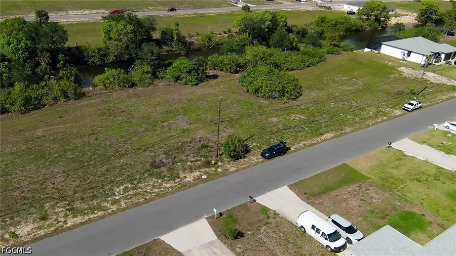 1105 NE 15th Terrace, Cape Coral, FL 33909 - #3