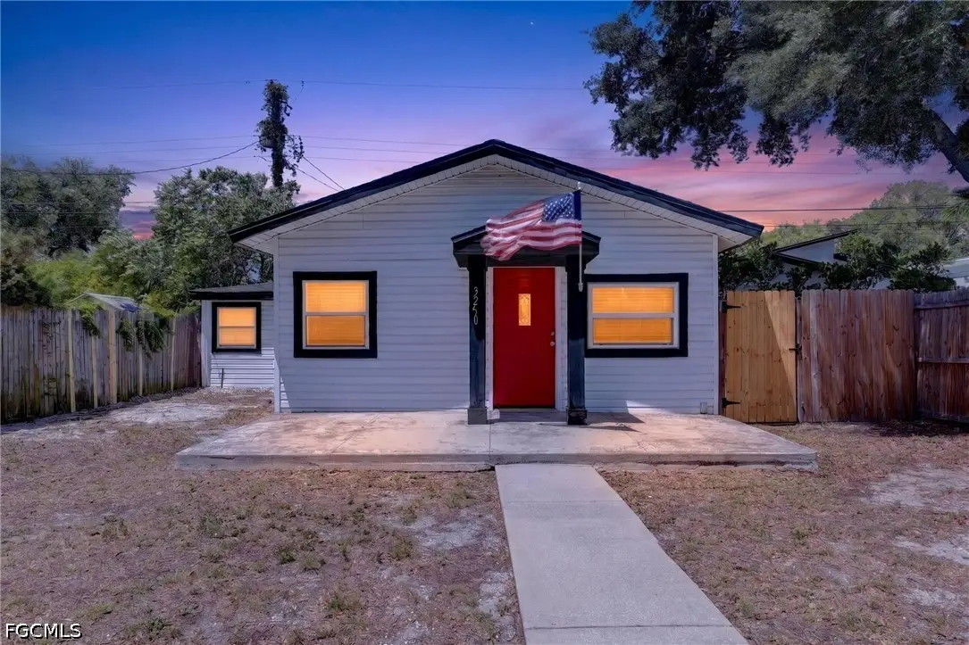 3250 Prescott Street N, Saint Petersburg, FL 33713 - #1