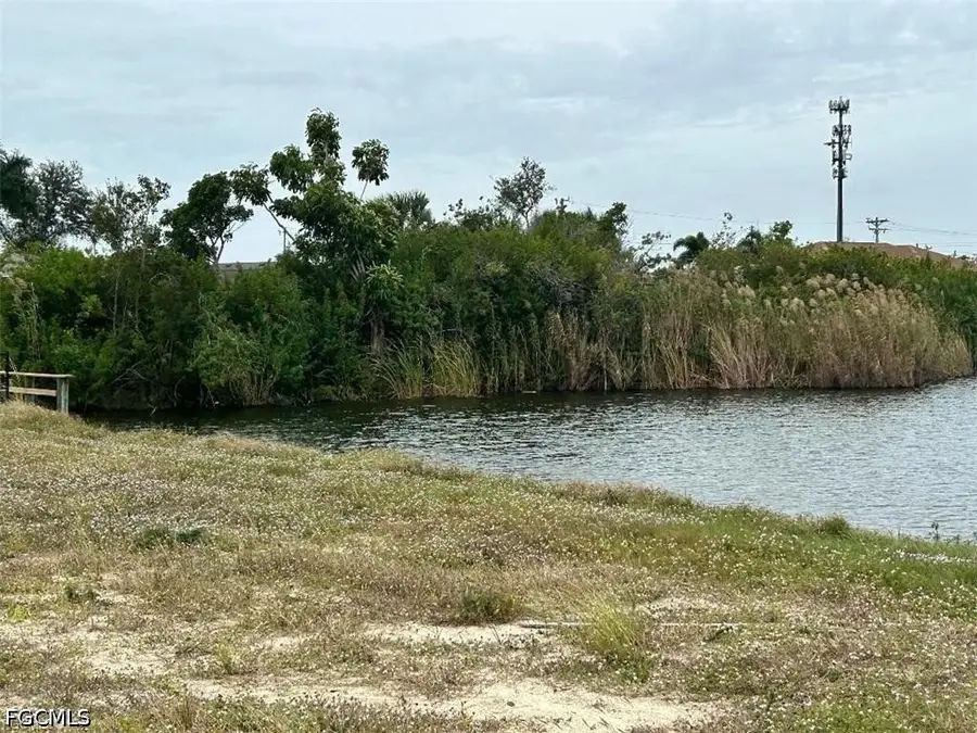 225 NE 10th Place, Cape Coral, FL 33909 - #2