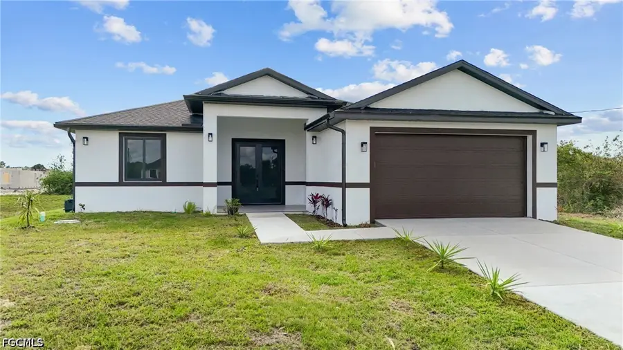 8033 Oakleaf Circle, Labelle, FL 33935 - #2