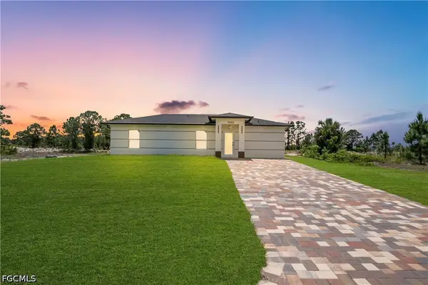 1042 Darlington Street, Lehigh Acres, FL 33974