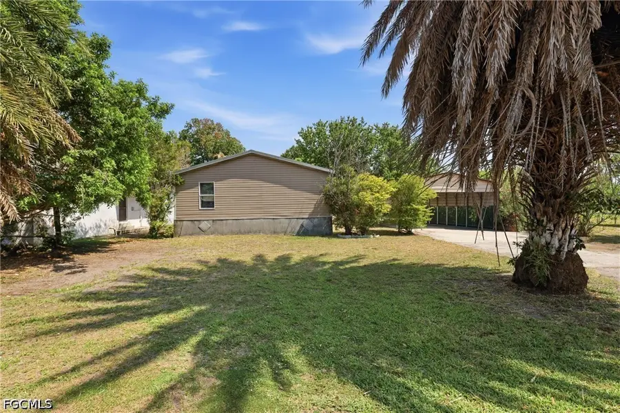 1031 Della Tobias Avenue, Clewiston, FL 33440 - #2