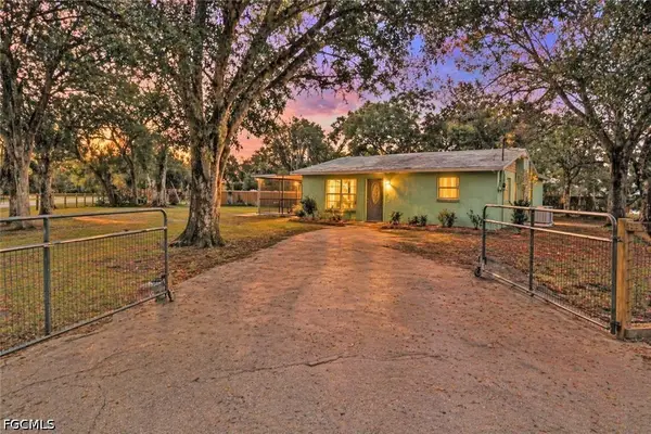 2431 Lippincott Road, Alva, FL 33920