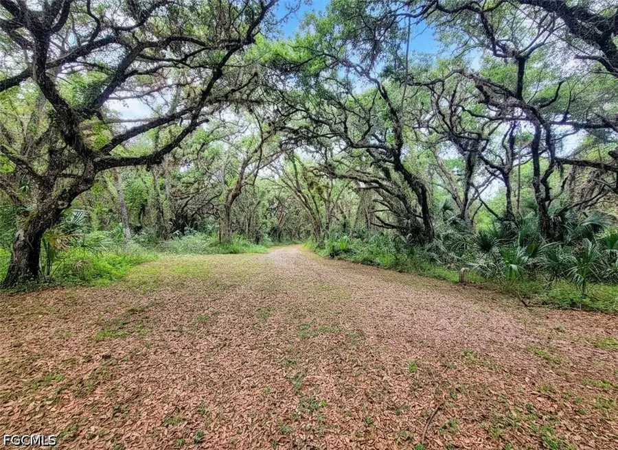 1040 Kirby Thompson Road, Labelle, FL 33935 - #2