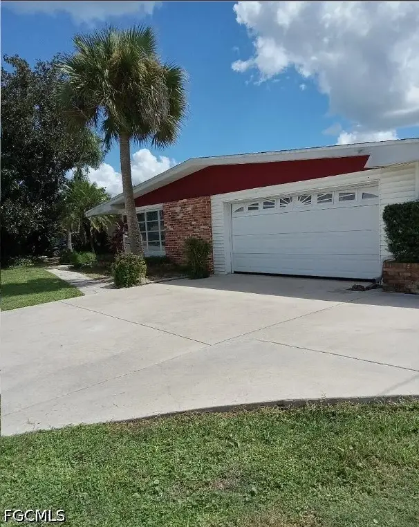 406 Leeland Heights Boulevard E, Lehigh Acres, FL 33936 - #3