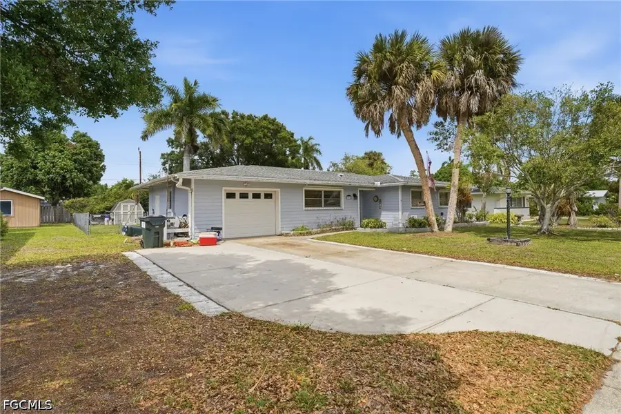 1031 El Mar Avenue, Fort Myers, FL 33919 - #2