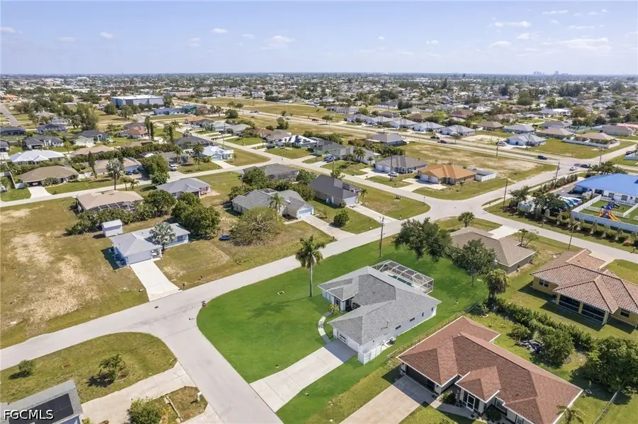 2929 SW 8th Court, Cape Coral, FL 33914 - #3