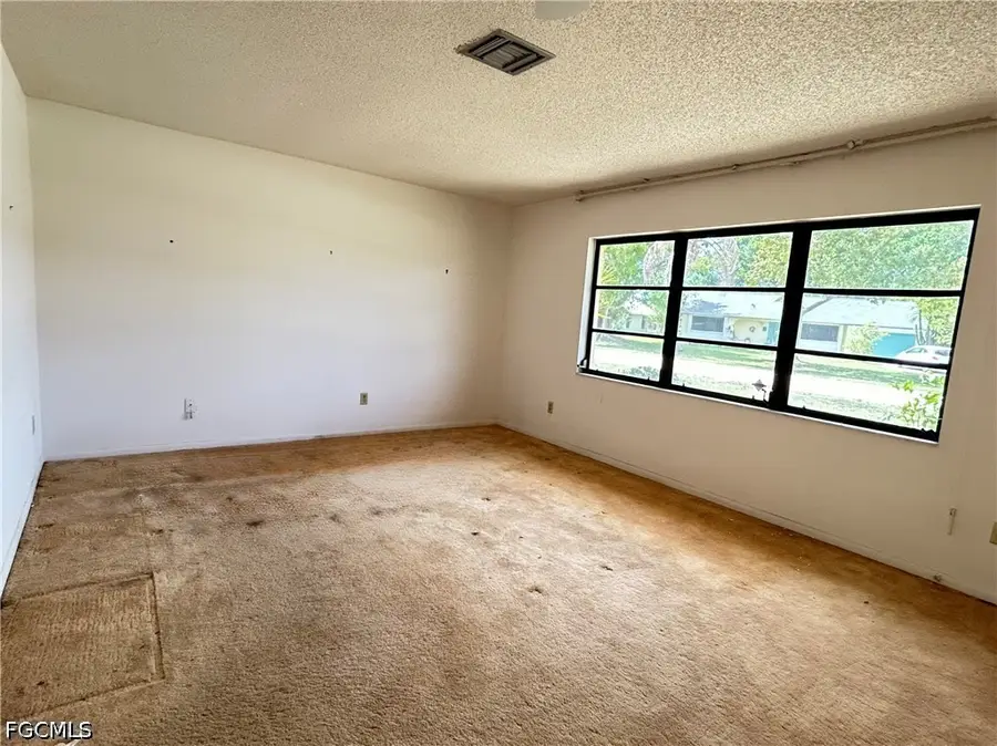 3419 SE 5th Avenue, Cape Coral, FL 33904 - #3