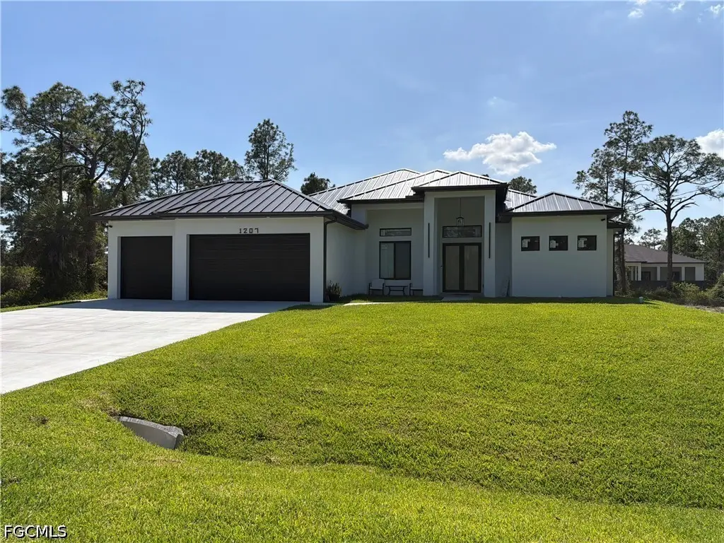 1207 Magnolia Avenue, Lehigh Acres, FL 33972 - #1