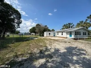 285 Avenue H Nw, Moore Haven, FL 33471 - #2