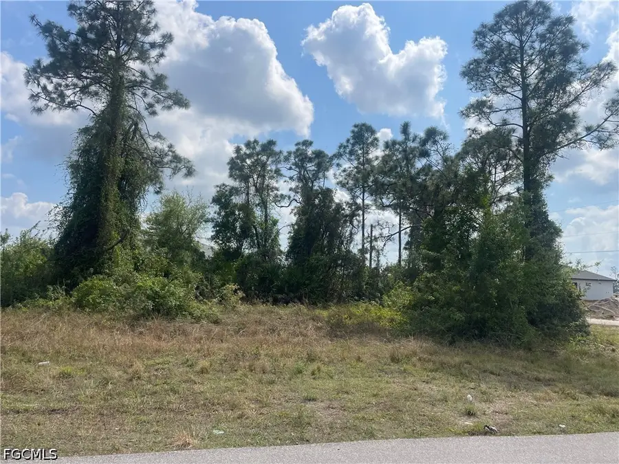 1054/1056 Albert Ave, Lehigh Acres, FL 33971 - #3