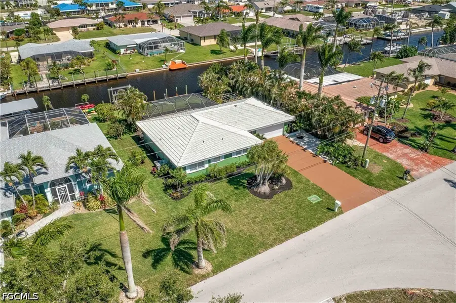 4815 Sorrento Court, Cape Coral, FL 33904 - #3
