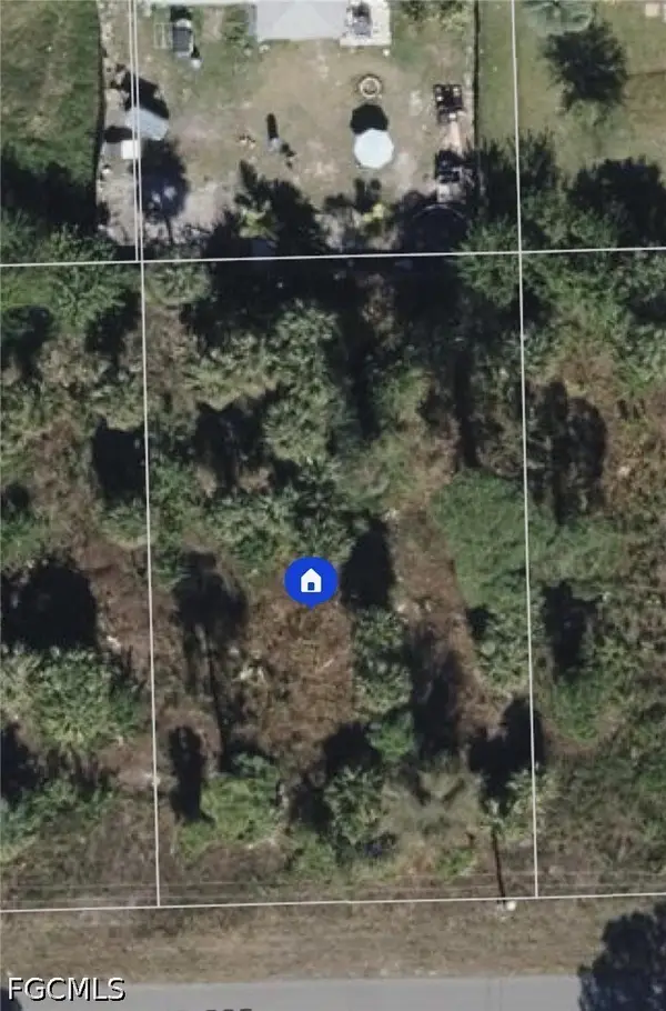 3604 74th Street W, Lehigh Acres, FL 33971