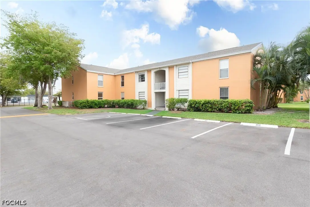 12620 Kenwood Lane #C, Fort Myers, FL 33907 - #1