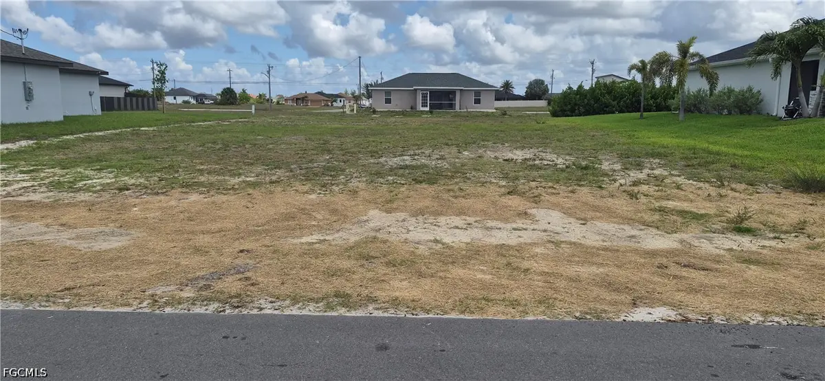 123 NE 15th Terrace, Cape Coral, FL 33909 - #1