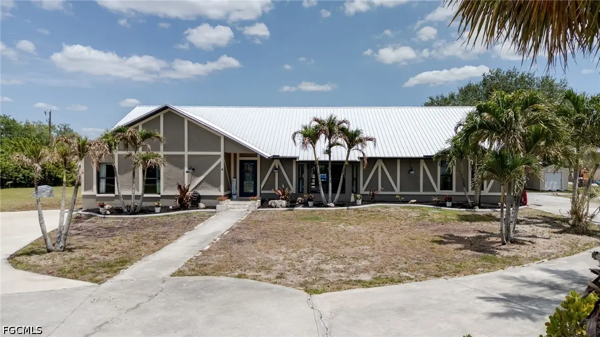 3440 Trail Dairy Circle, North Fort Myers, FL 33917 - #1