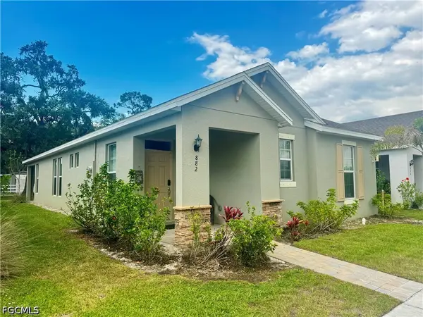 882 Friendship Circle, Labelle, FL 33935