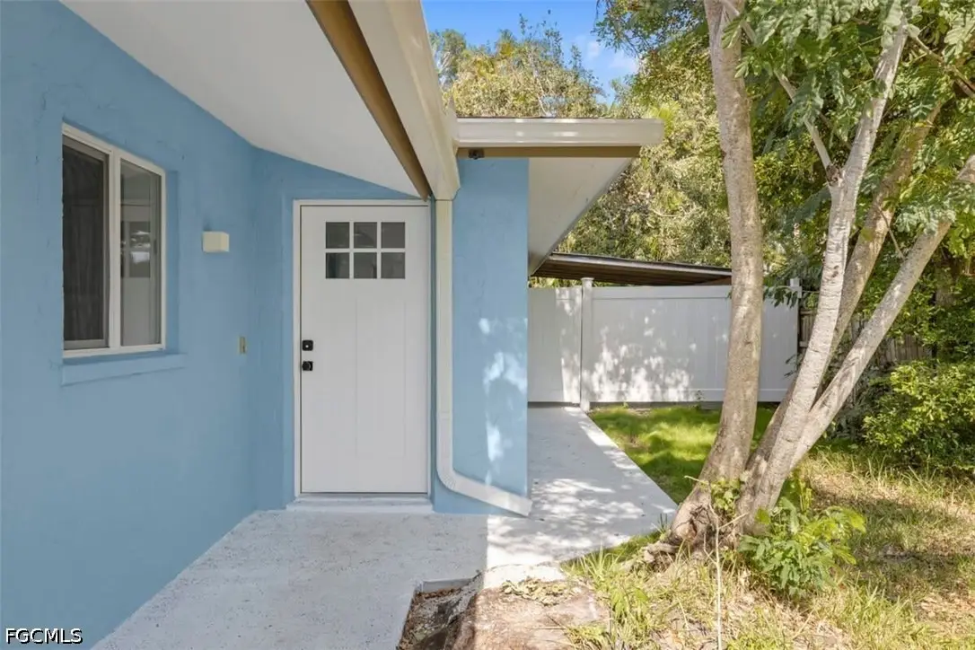 817-819 Indiana Avenue, Fort Myers, FL 33908 - #1