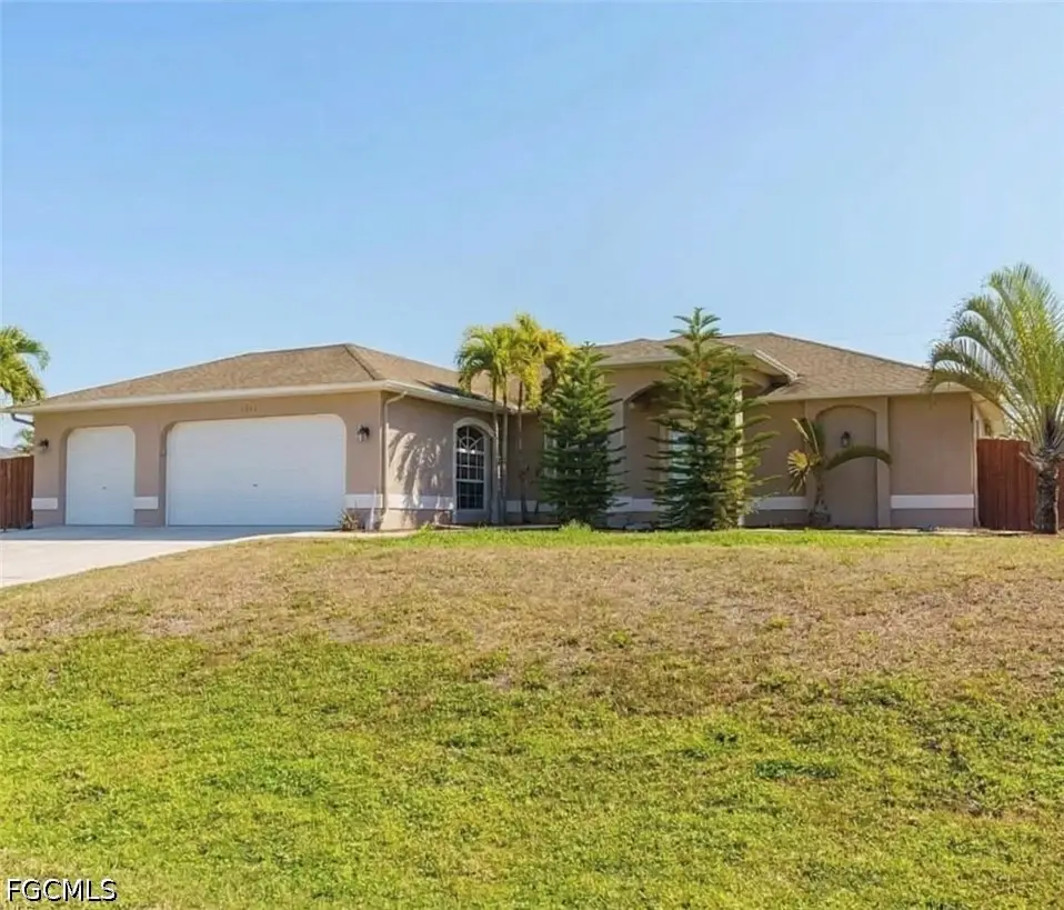1031 NE 2nd Place, Cape Coral, FL 33909 - #1