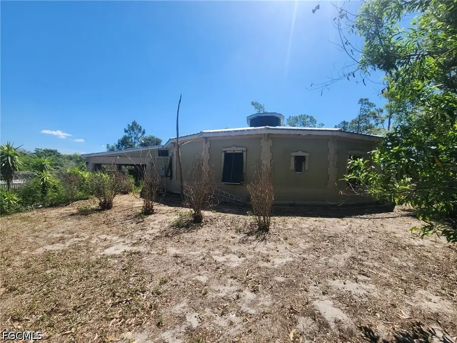 11891 Shawnee Road, Fort Myers, FL 33913 - #3